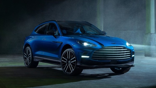 Aston Martin DBX707, 707 cavalli e prestazioni da supercar per il Suv