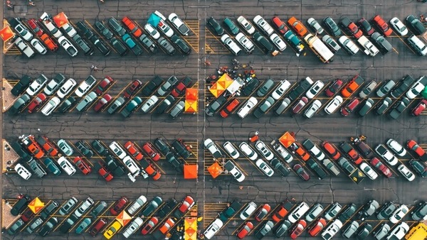 Mercato auto Europa gennaio 2022: mai così rosso da 22 anni