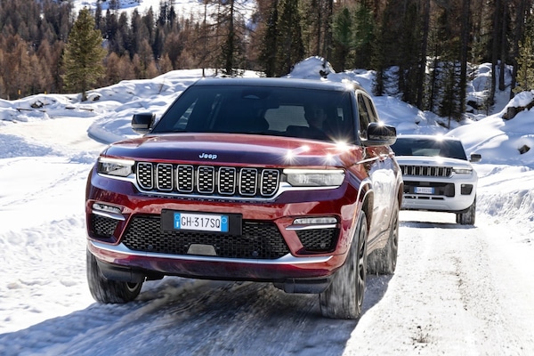 Jeep Grand Cherokee 4xe, il Suv ibrido plug-in arriva in Italia