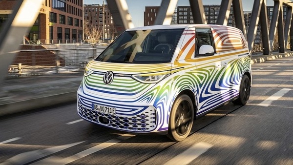 Volkswagen ID.Buzz, Cargo e 5 posti svelano dimensioni e caratteristiche