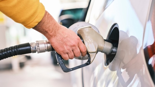 Ucraina, meno carburante e prezzi in aumento