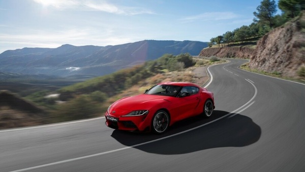 Toyota Supra, in arrivo la versione con il cambio manuale