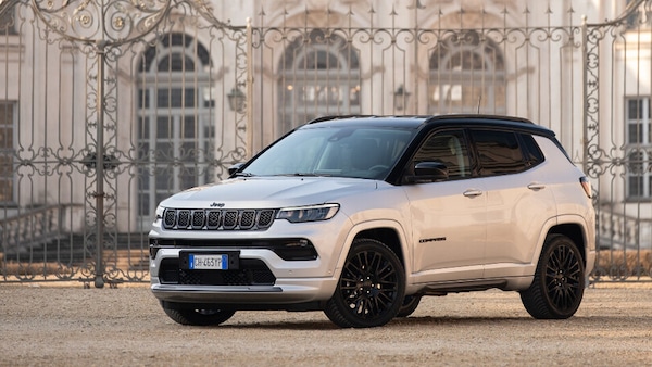 Jeep Renegade e Compass e-Hybrid, l'ibrido alternativo per risparmiare