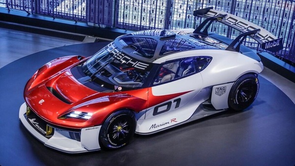 Porsche 718 elettrica, è ufficiale il futuro della Cayman