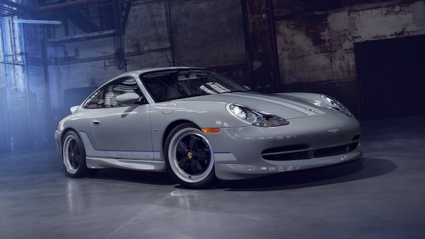 Porsche 911 Classic Club Coupe, la bistrattata 996 interpretata Classic