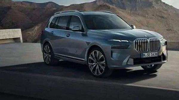 BMW X7, cambia radicalmente il frontale con il restyling