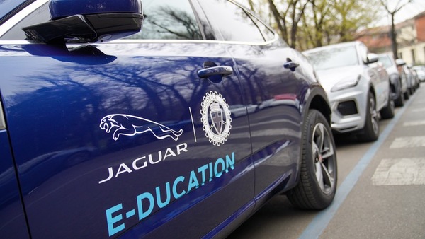 E-ducation per l'auto elettrica: ecco il progetto di Jaguar Land Rover Italia per imparare a conoscere la nuova mobilità