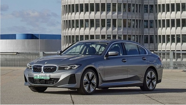 BMW i3 eDrive 35L: la Serie 3 elettrica è arrivata in Cina