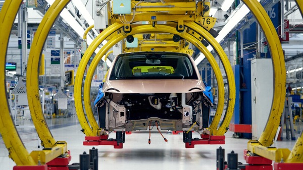 Fiat, alla scoperta del Turin Manifacturing District di Mirafiori