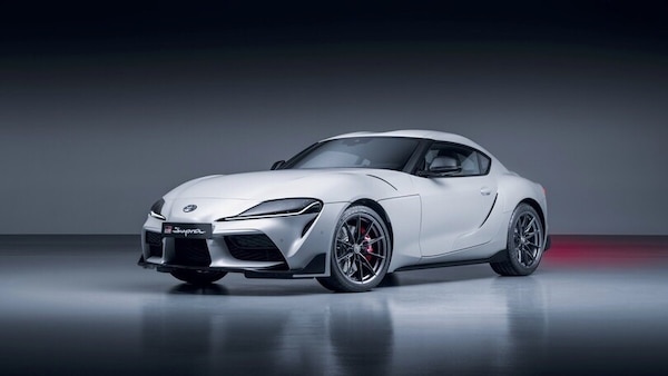 Toyota GR Supra, sportività da "manuale" e Lightweight