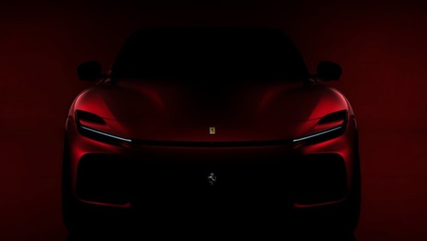 Ferrari Purosangue V12, una clip conferma il motore