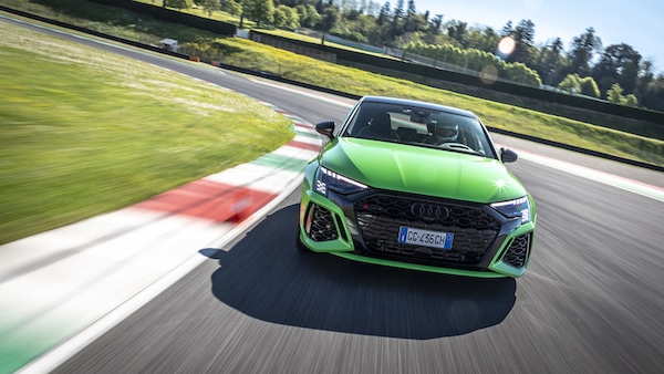 L'Audi RS3 cambia le “scarpe” e va ancora più forte
