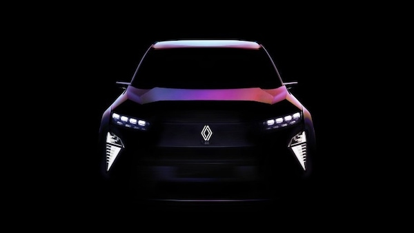 Renault, a Parigi la prima concept car “riciclata e riciclabile”