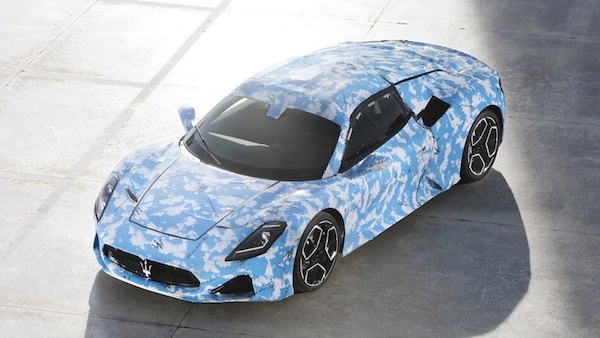 Maserati MC20 Cielo, la spider ha un nome e una data di presentazione