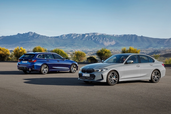 Nuova BMW Serie 3, pochi ritocchi per berlina e Touring