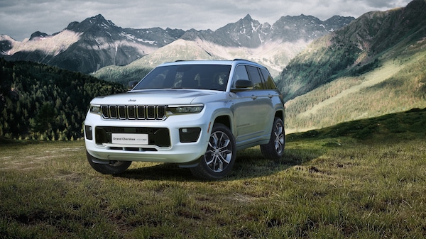 Nuova Jeep Grand Cherokee 4xe, i prezzi dell'intera gamma