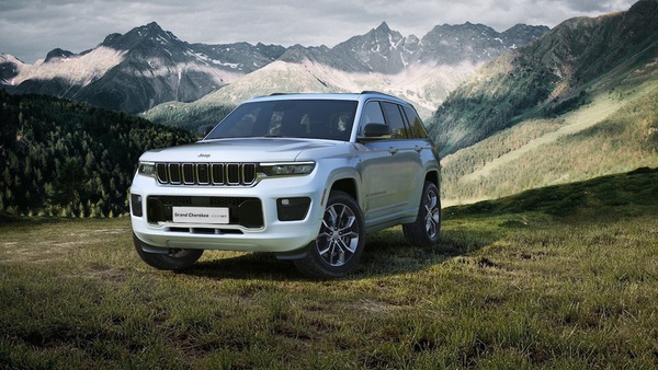 Nuova Jeep Grand Cherokee 4xe, i prezzi dell'intera gamma