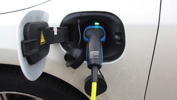 Nuovi incentivi auto 2022: ecco dove, come e da quando prenotarli