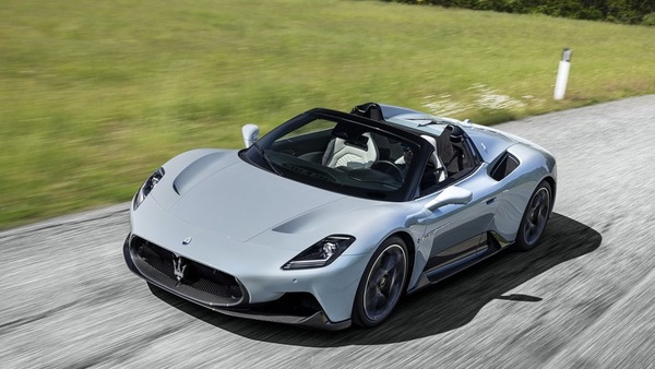 Maserati MC20 Cielo, la spider del Tridente finalmente è tornata