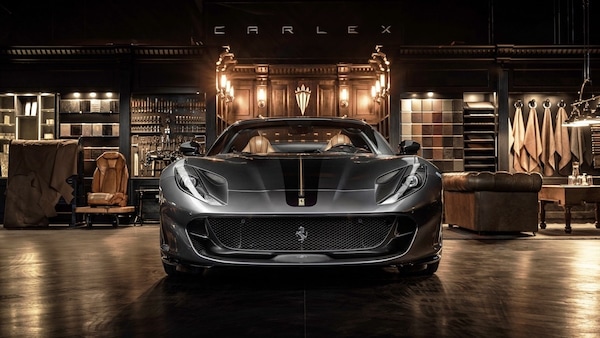 Ferrari 812 GTS, Carlex crea l'abitacolo old style