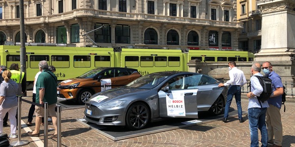 Stop motori endotermici 2035, scelta corretta? Uiga lancia il sondaggio
