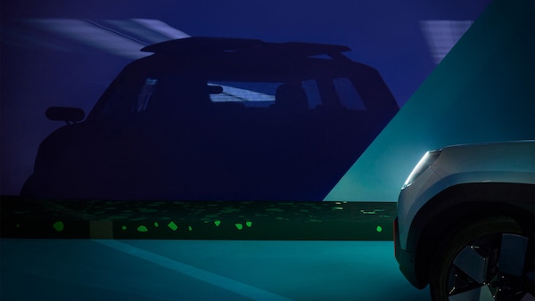Nuova Mini crossover, l'elettrica con il display rotondo