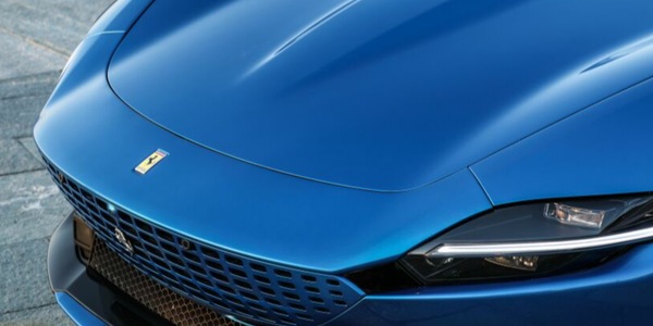 Ferrari, ancora V12, poi l'elettrica nel 2025