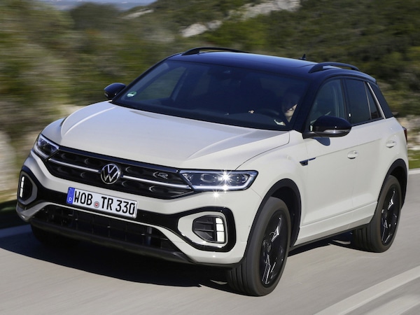 Volkswagen T-Roc, il Suv si aggiorna