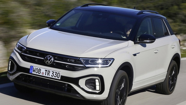 Volkswagen T-Roc, il Suv si aggiorna