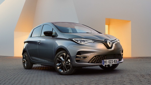 Renault Zoe 2022, nuove sfumature di elettrico