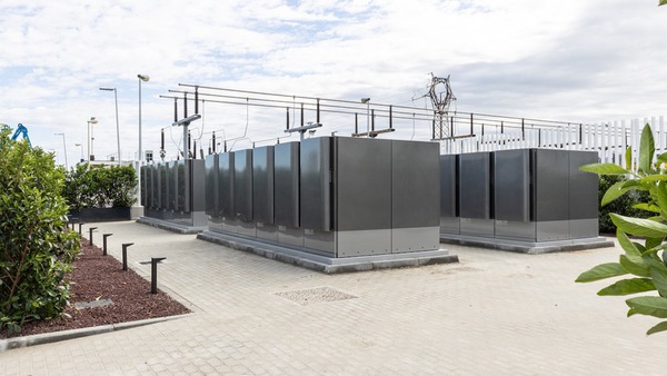 Ferrari, a Maranello la produzione è alimentata anche a fuel cell