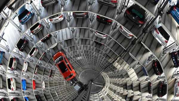 Auto Speed Date: stop alle endotermiche dal 2035, ma ora che succede?