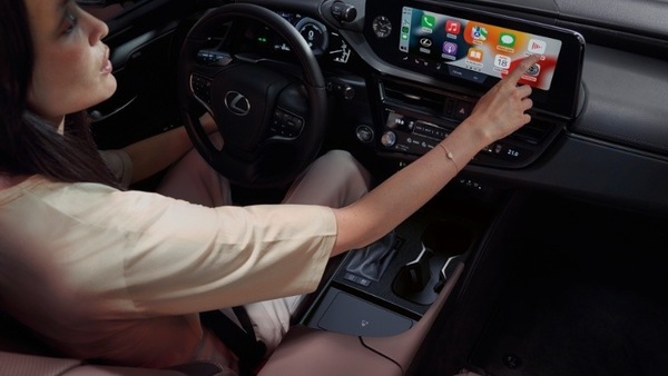 Lexus ES, le novità in gamma per il 2023