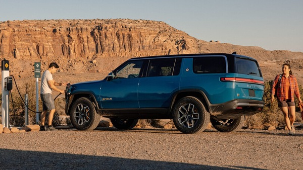 Rivian R1S sta per arrivare, consegne ad agosto o settembre