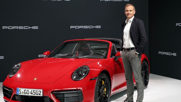 Porsche tiene aperte due porte: elettrico e carburanti sintetici