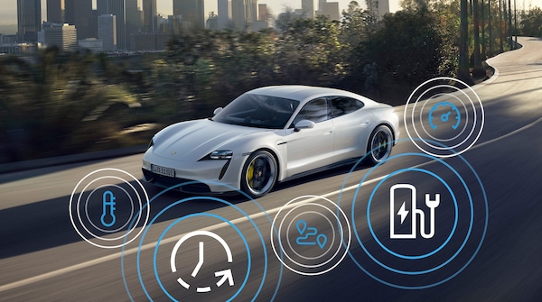 Porsche Taycan, un aggiornamento software per le funzioni MY2023