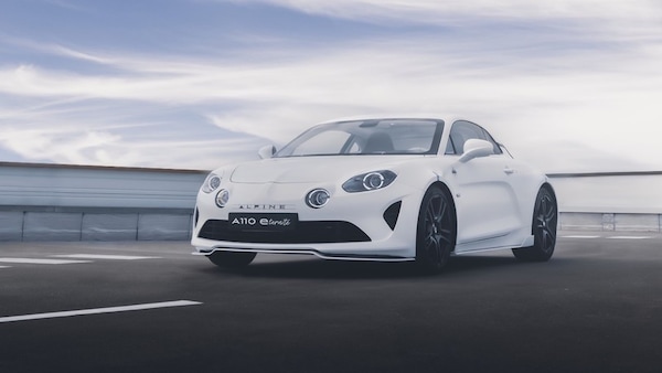 Alpine A110 Eternité, l'elettrica celebra i 60 anni della Berlinette