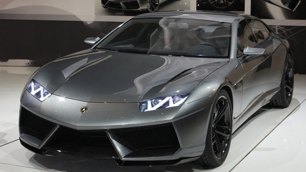 Lamborghini elettrica, sarà un crossover il modello del debutto