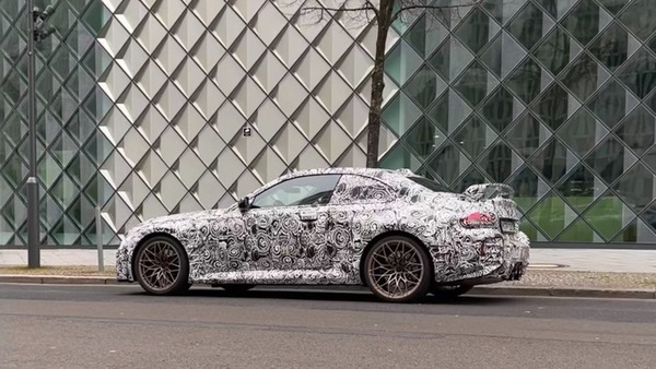 Nuova BMW M2 rivela le Performance Parts