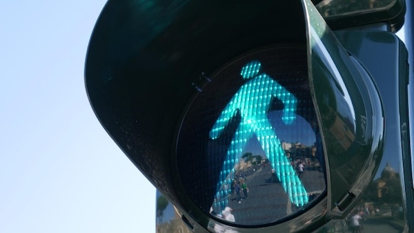 Sicurezza stradale, ecco dove sarà obbligatorio il semaforo con countdown
