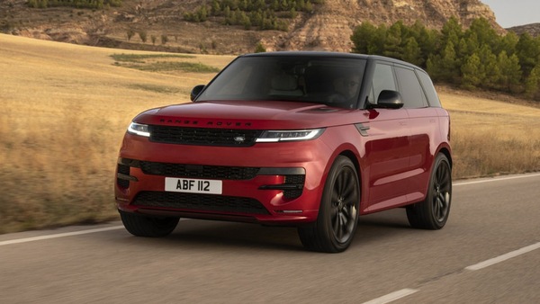 Range Rover Sport, la prova del super Suv di lusso