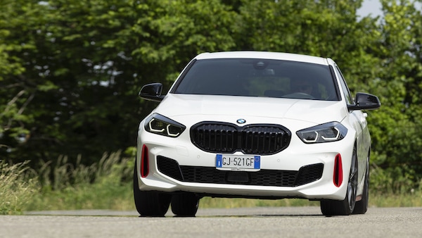 Prova BMW Serie 1 128ti: turismo internazionale