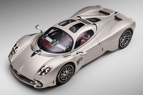 Pagani Utopia, perché Horacio l'ha voluta con il V12