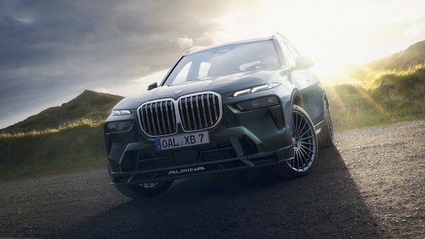 BMW Alpina XB7 2023, maxi-prestazioni e novità mild hybrid