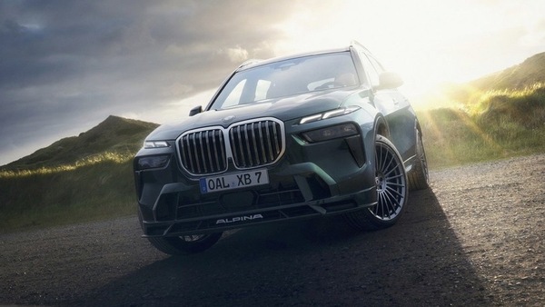 BMW Alpina XB7 2023, maxi-prestazioni e novità mild hybrid