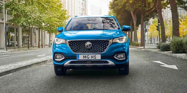 MG HS, il Suv a benzina (dopo la plug-in) arriva in Italia