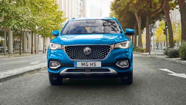 MG HS, il Suv a benzina (dopo la plug-in) arriva in Italia