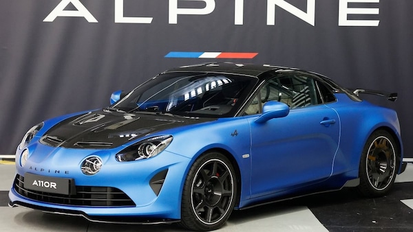 Alpine A110 R, la formula delle massime prestazioni tra peso e aero