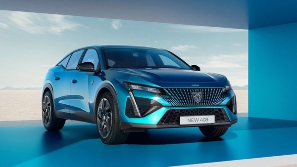 Peugeot 408, ordini aperti in Italia: ecco i prezzi delle ibride e benzina
