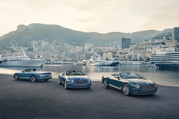 Bentley, la Riviera Collection celebra il mondo nautico